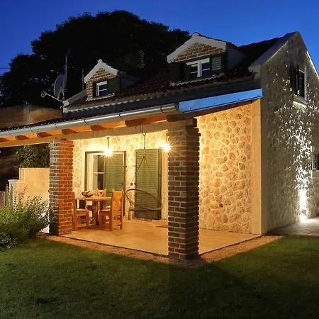 Stone Diamond Vakantiehuis