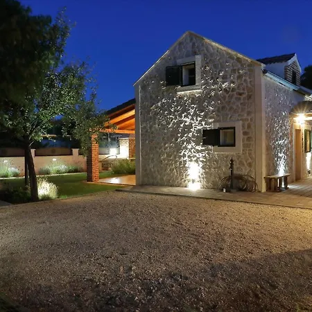 Vakantiehuis Stone Diamond *