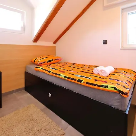 Stone Diamond Сasa de vacaciones Zadar